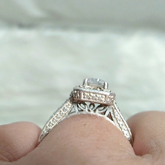 FINAL SALE! Stunning Sterling Silver 925 Cz Ring 💍 Size 7 - Picture 4 of 14
